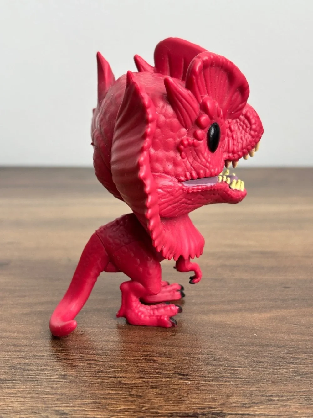 Funko Pop Vinyl Jurassic Park Red Dilophosaurus Target Exclusive #550 Toy Figure